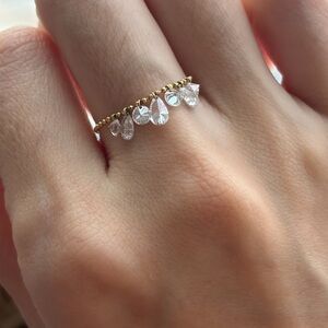 18K Gold Adjustable Diamond Dangle Ring – Laser-Drilled Diamonds Soft Chain Ring